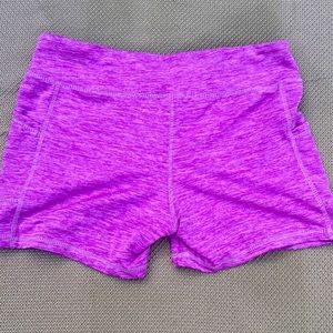 Purple short shorts with pockets